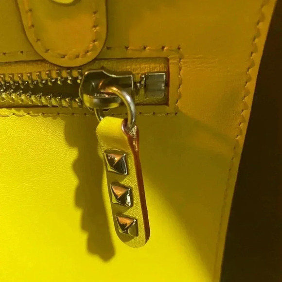 Rebecca Minkoff large yellow tote handbag - Picture 7 of 16